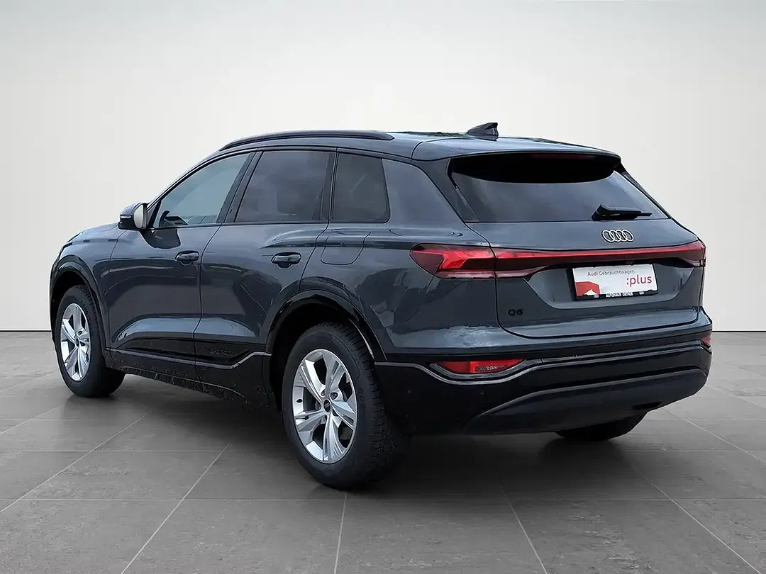 Audi Q6 e-tron - Thumbnail 8