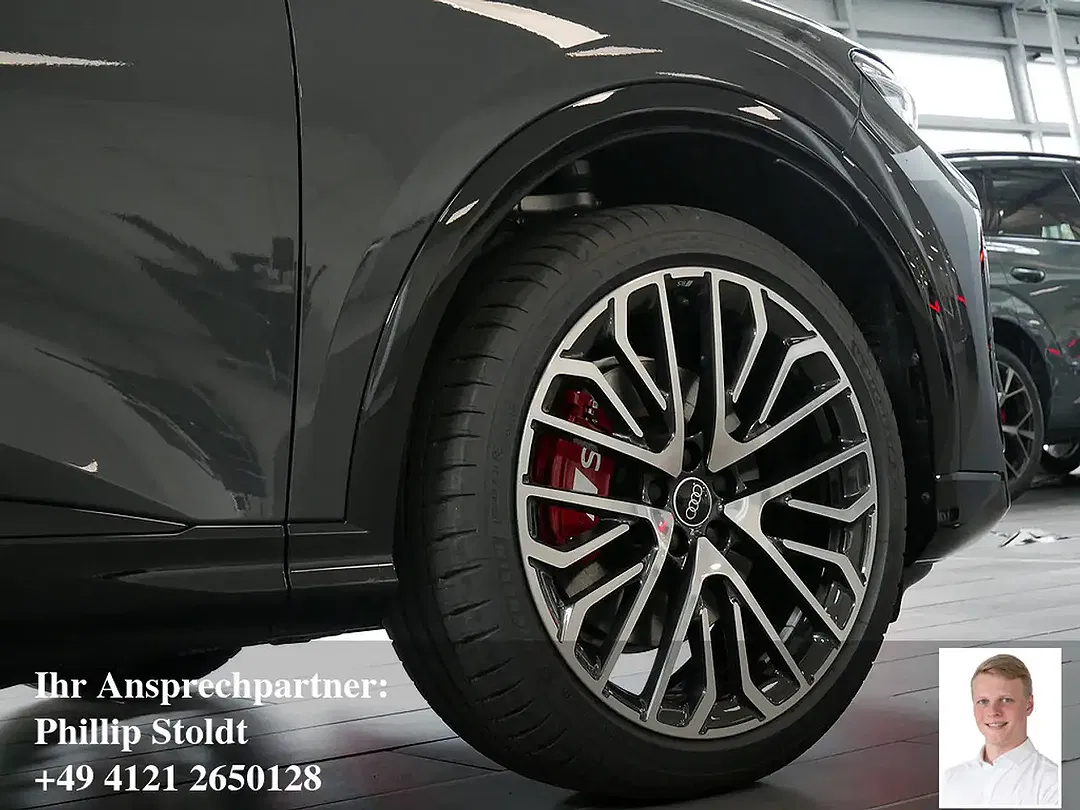 Audi SQ5 - Thumbnail 6