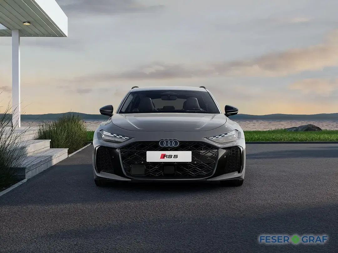 Audi RS5 - Thumbnail 2