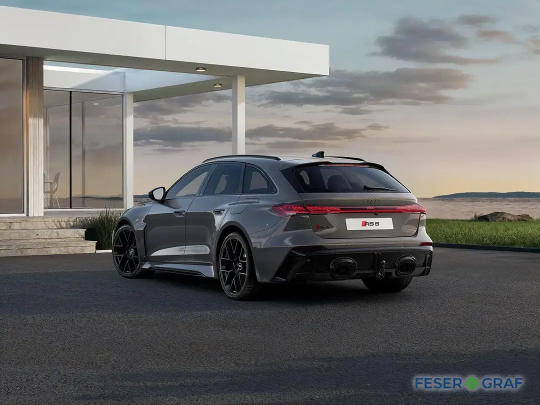 Audi RS5 - Thumbnail 5