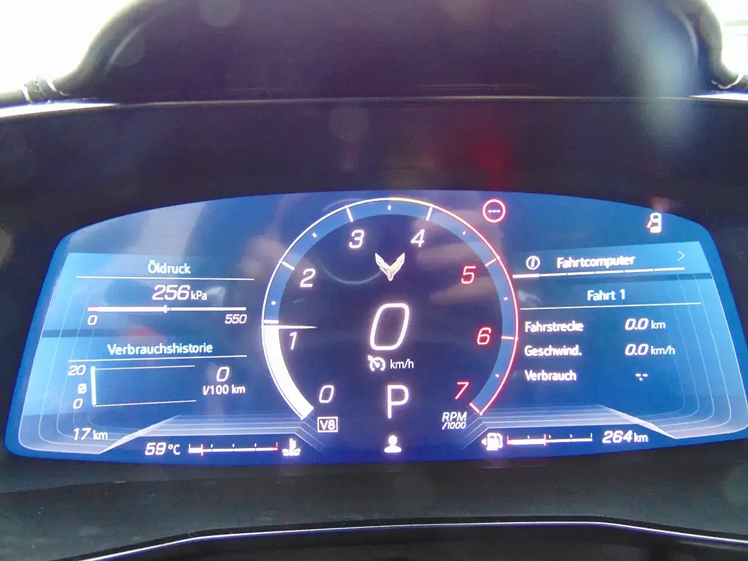 Corvette C8 - Thumbnail 7