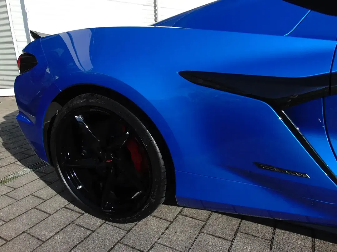 Corvette C8 - Thumbnail 11
