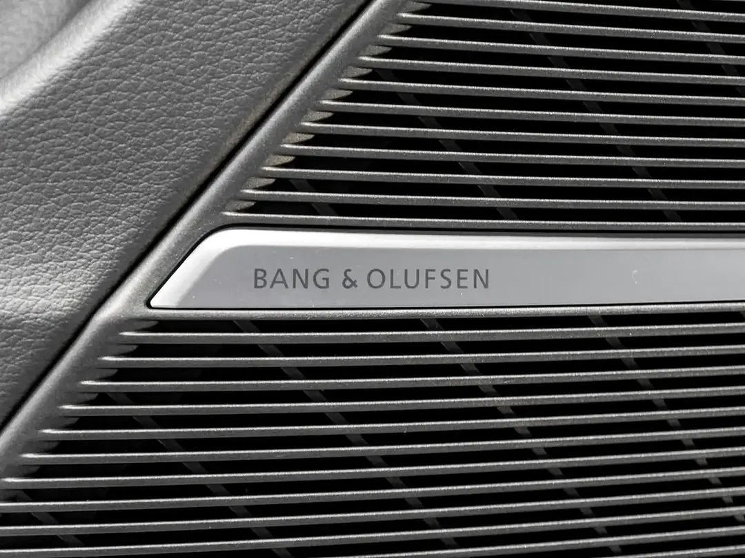 Audi Q8 - Thumbnail 11
