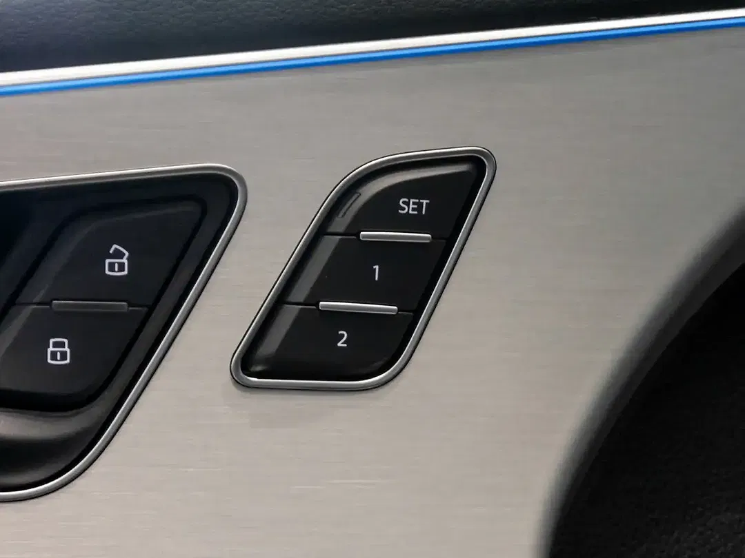 Audi Q8 - Thumbnail 14