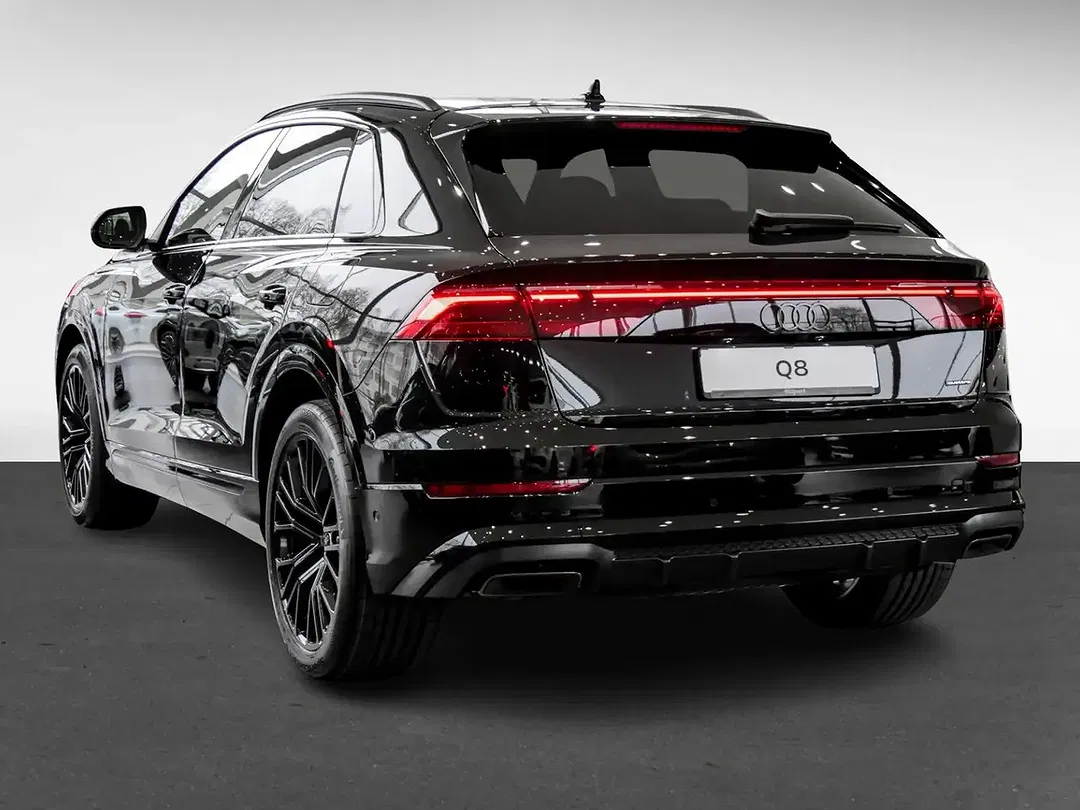 Audi Q8 - Thumbnail 2