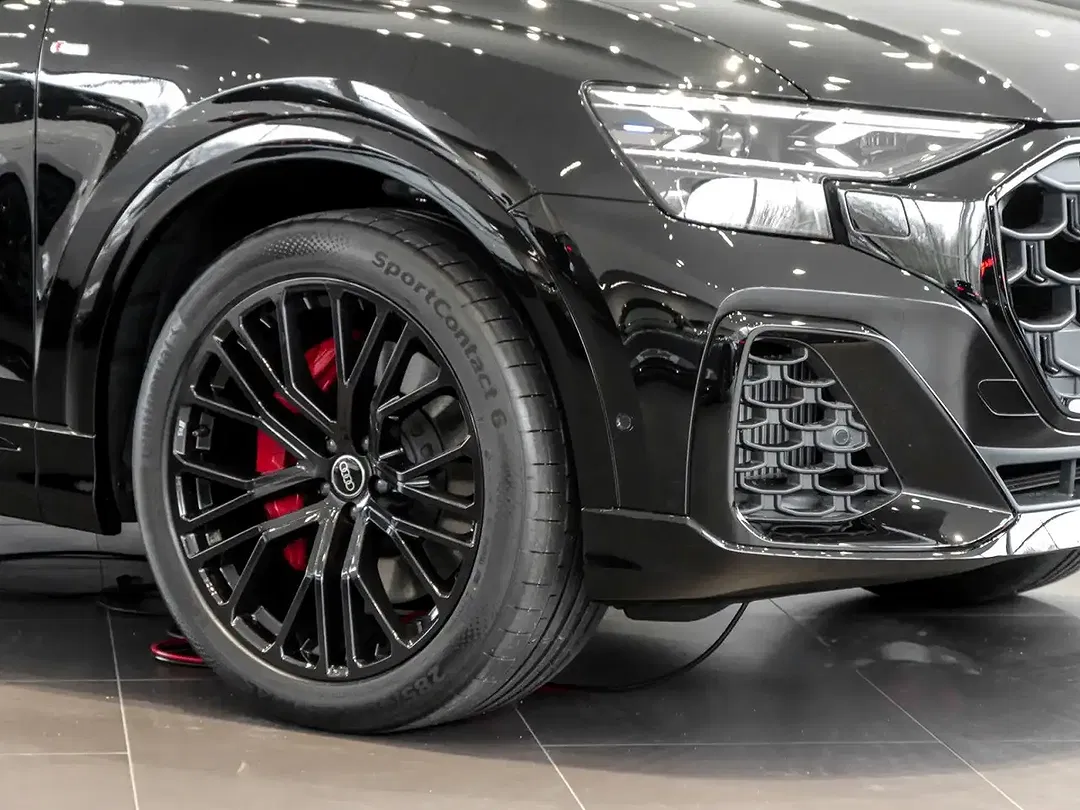 Audi Q8 - Thumbnail 5
