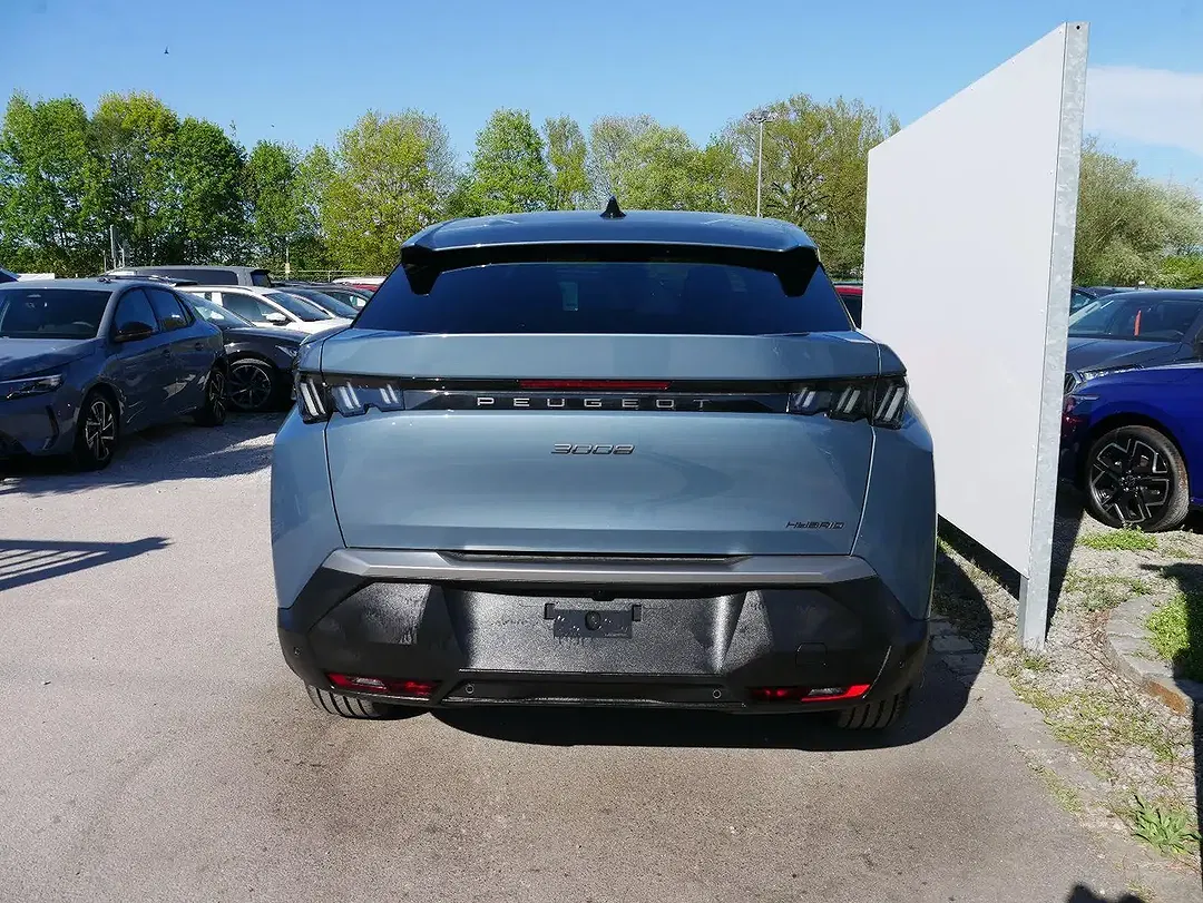 Peugeot 3008 - Thumbnail 3