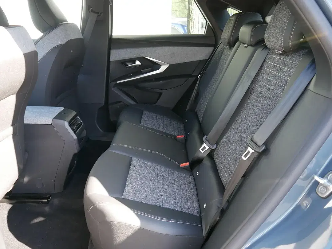 Peugeot 3008 - Thumbnail 8