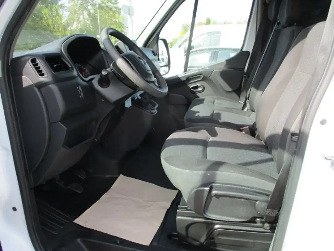 Opel Movano - Thumbnail 8