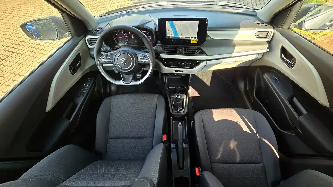 Suzuki Swift - Thumbnail 13
