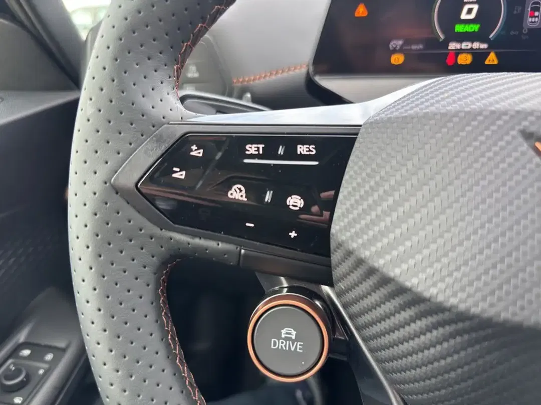 CUPRA Born - Thumbnail 25
