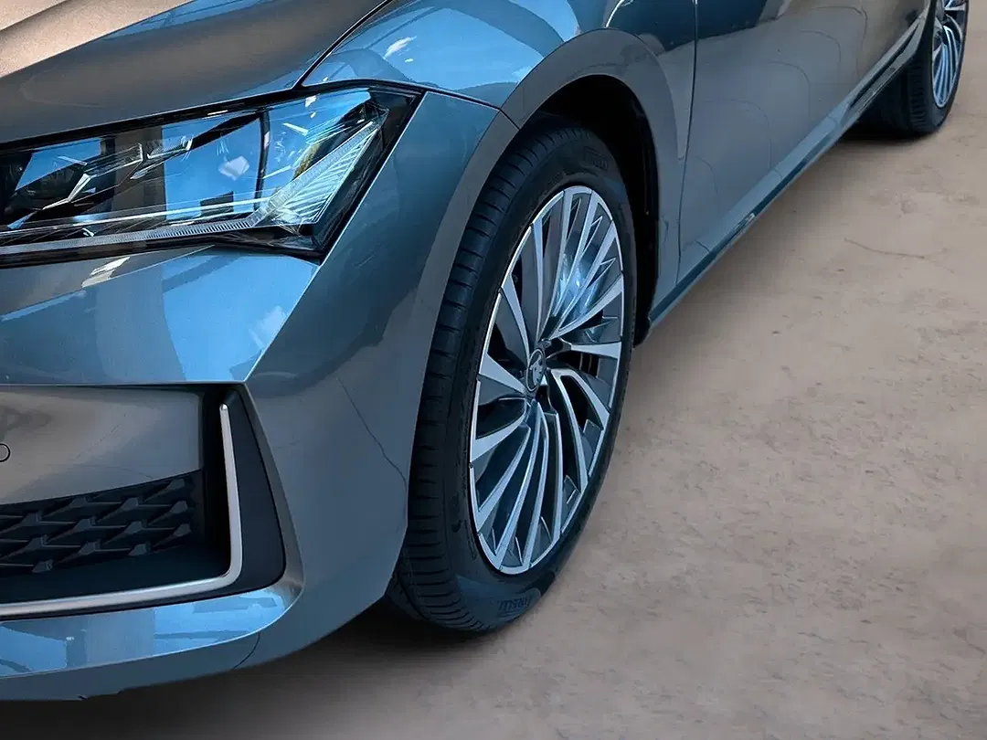 Skoda Superb - Thumbnail 6
