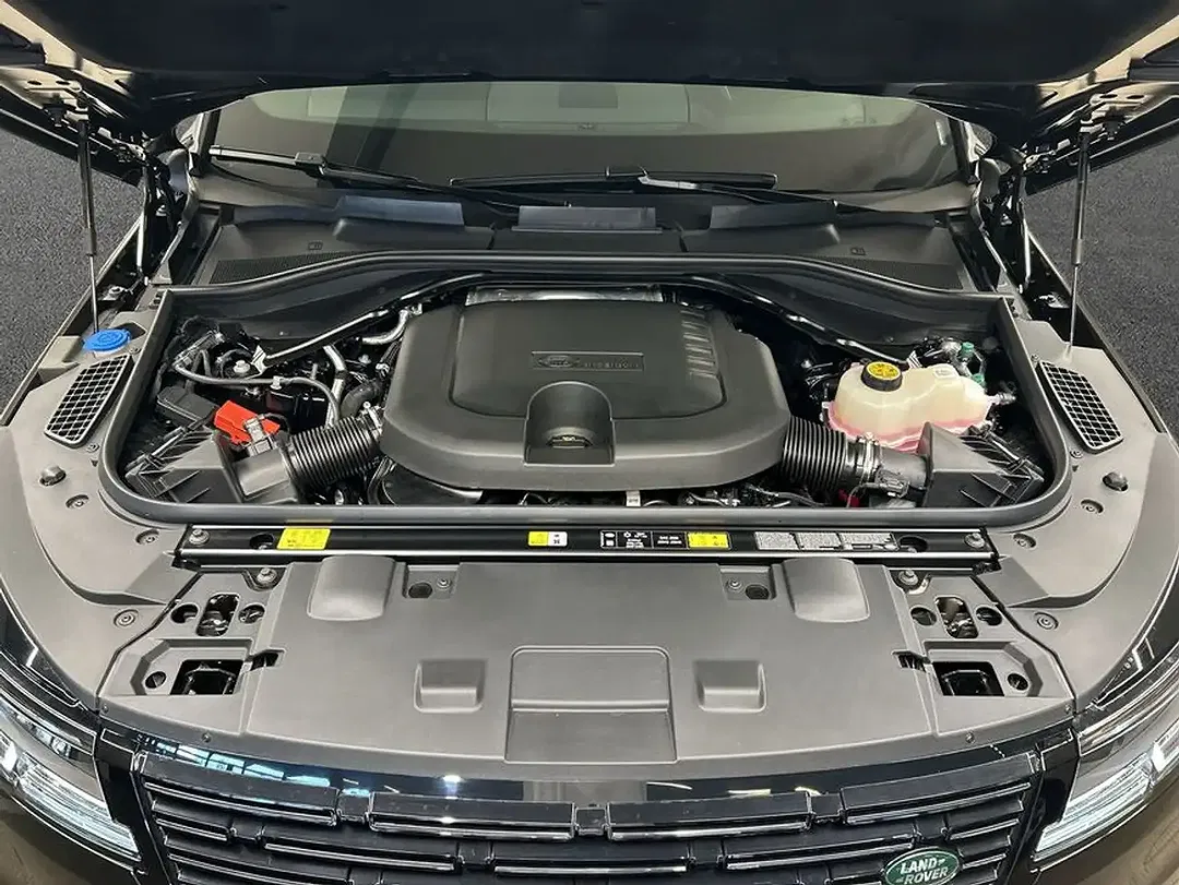 Land Rover Range Rover Sport - Thumbnail 10
