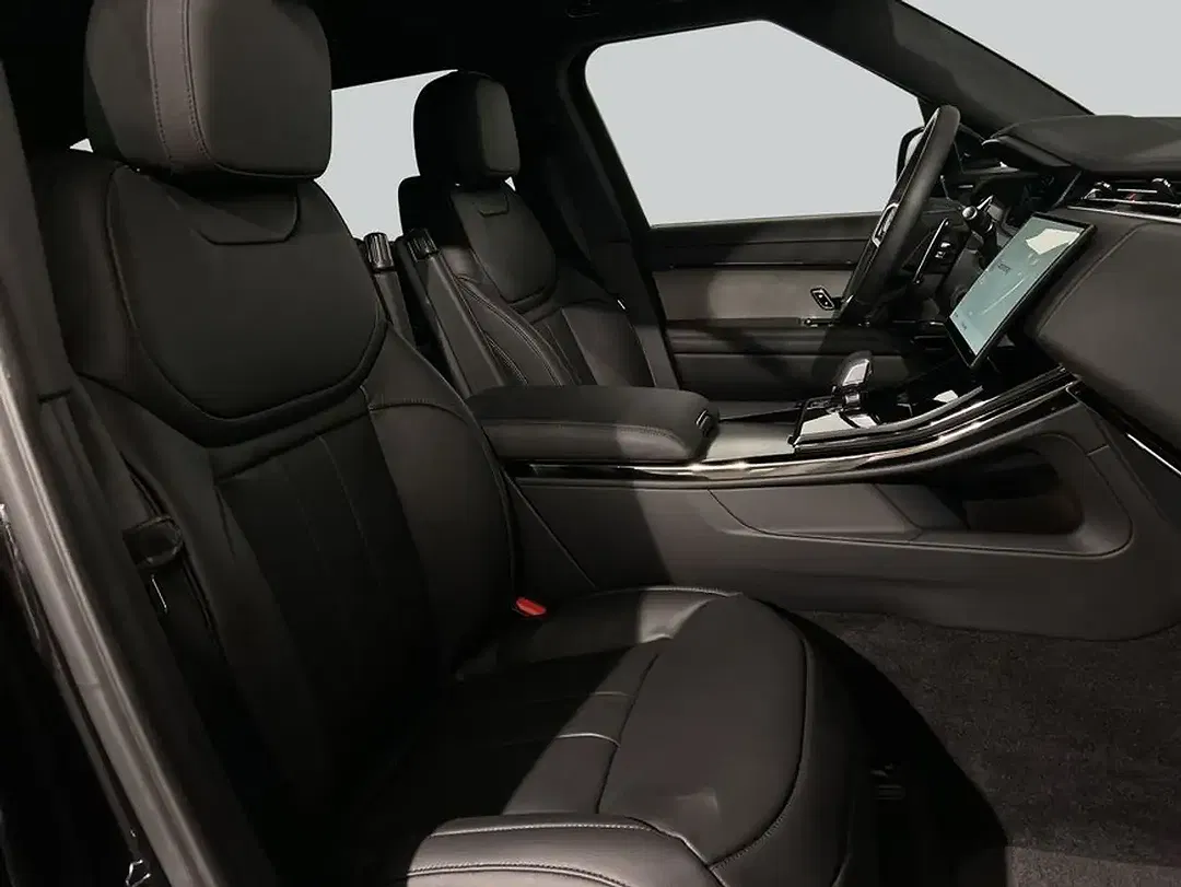 Land Rover Range Rover Sport - Thumbnail 3