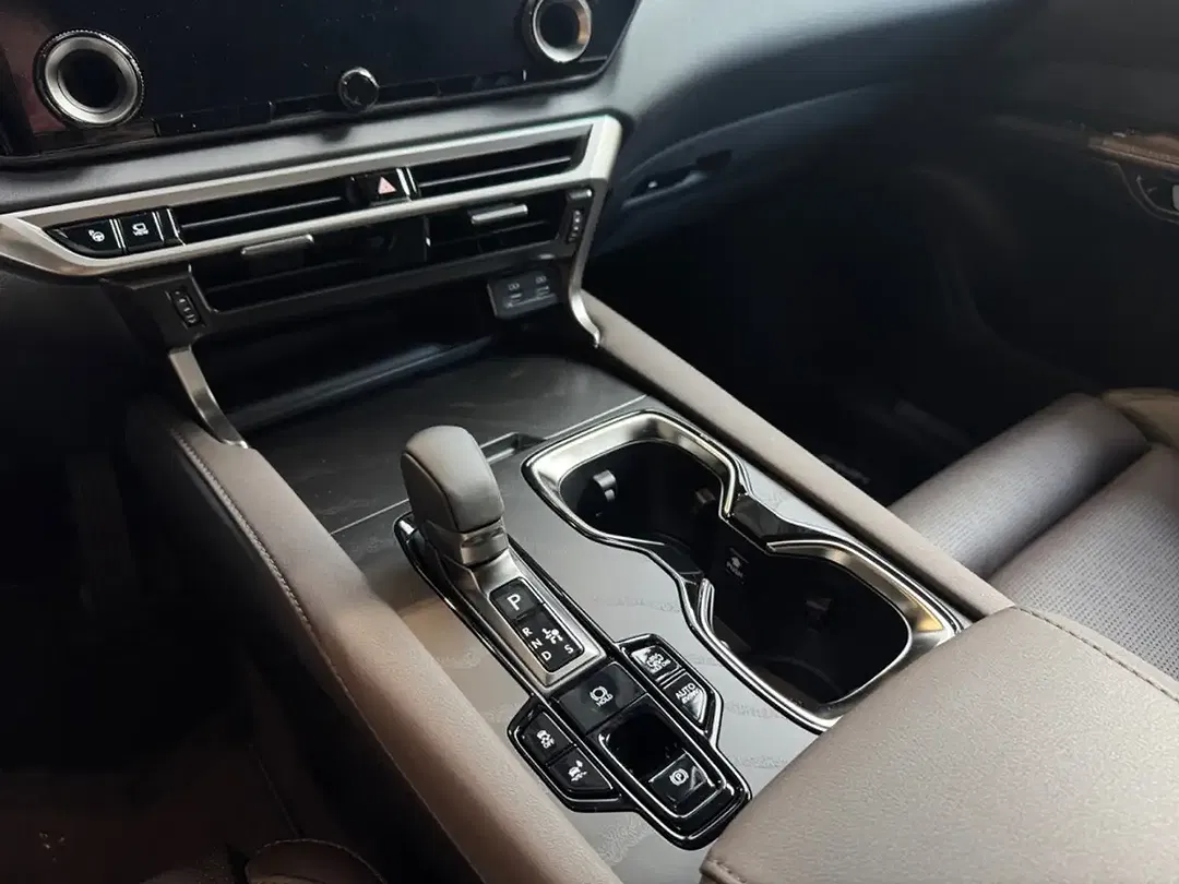Lexus RX 450h - Thumbnail 10