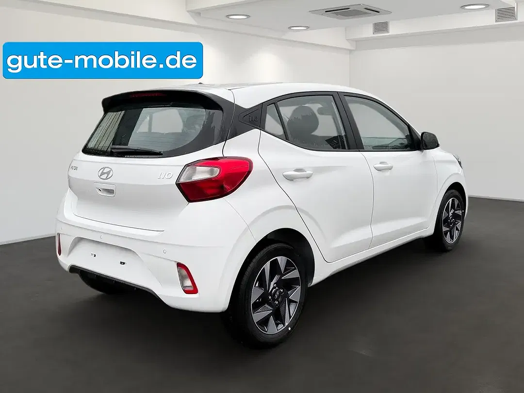 Hyundai i10 - Thumbnail 4