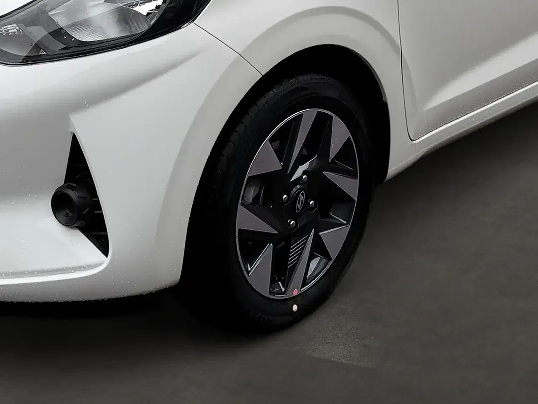 Hyundai i10 - Thumbnail 7
