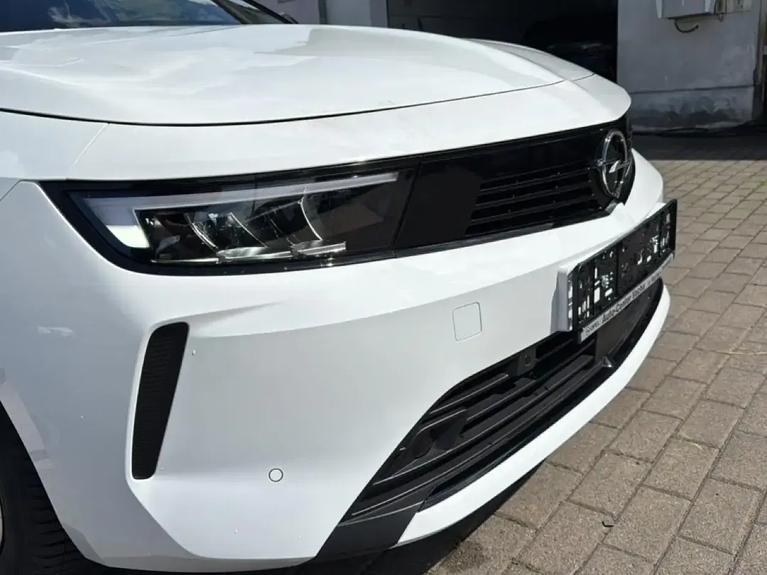 Opel Astra - Thumbnail 8