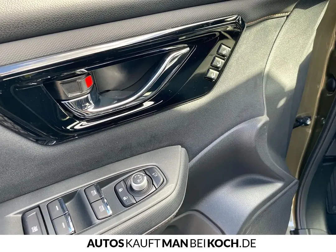 Subaru Forester - Thumbnail 12
