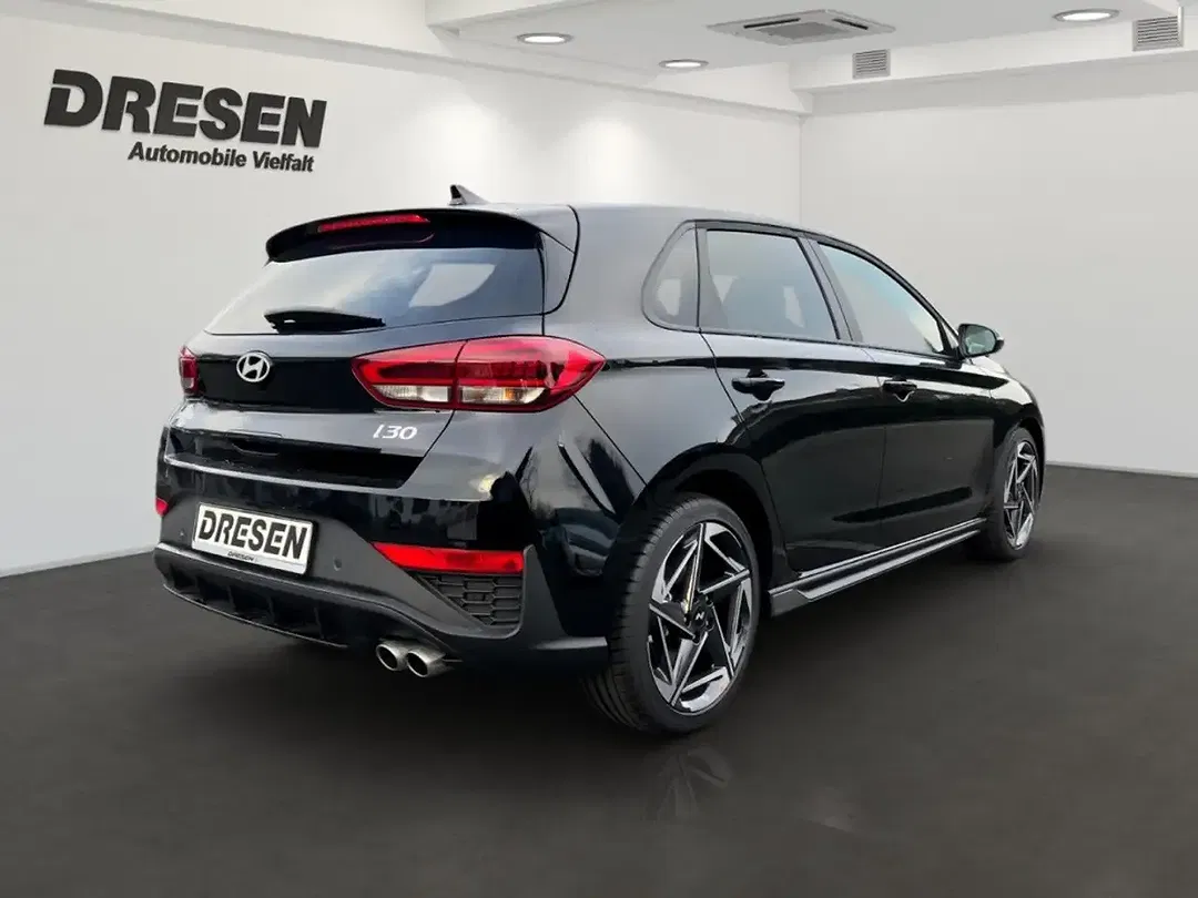Hyundai i30 - Thumbnail 3