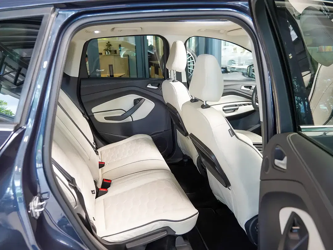 Ford Kuga - Thumbnail 13
