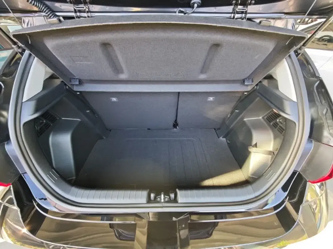 Hyundai i20 - Thumbnail 10