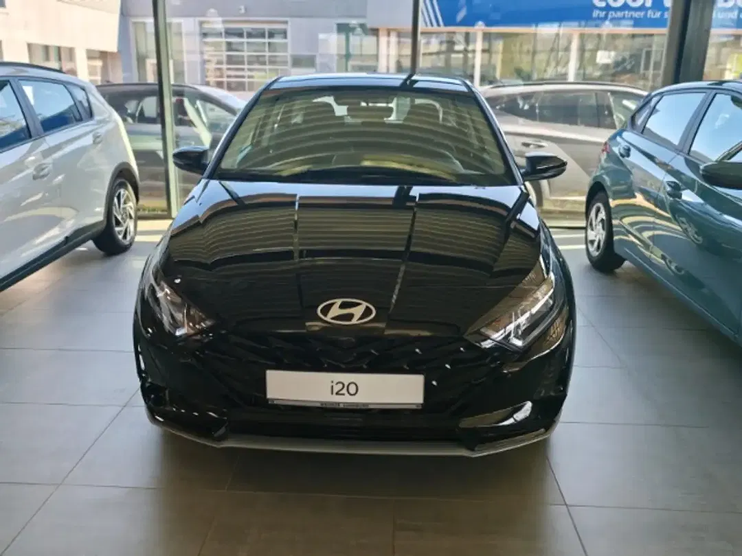 Hyundai i20 - Thumbnail 2