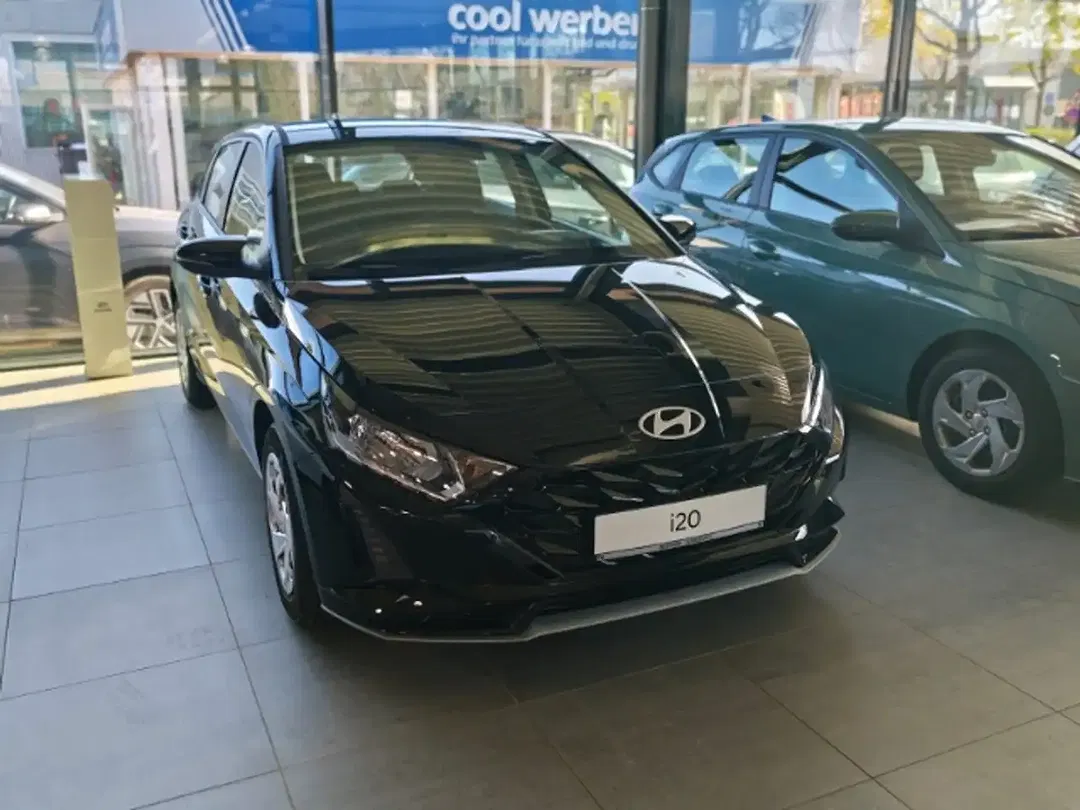 Hyundai i20 - Thumbnail 3