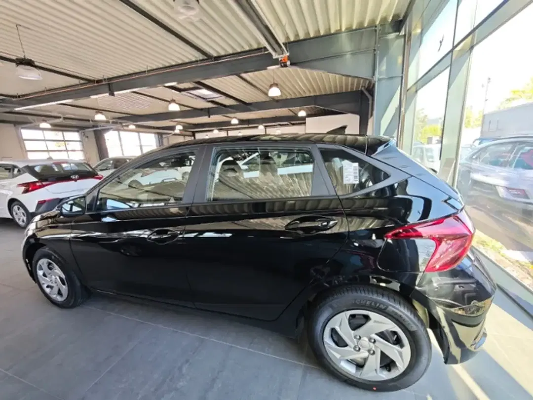 Hyundai i20 - Thumbnail 4