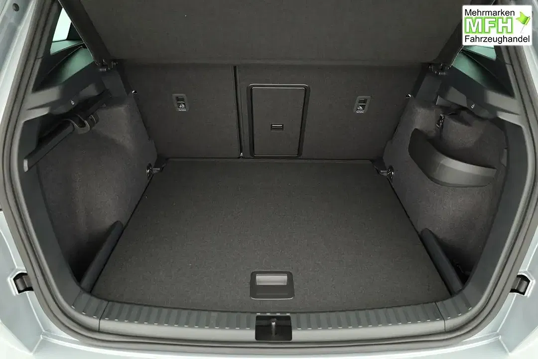 Skoda Karoq - Thumbnail 12