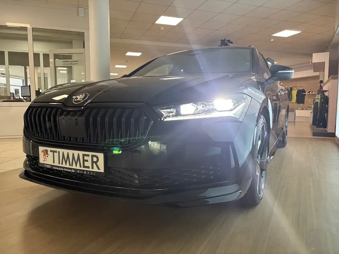 Skoda Superb - Thumbnail 4