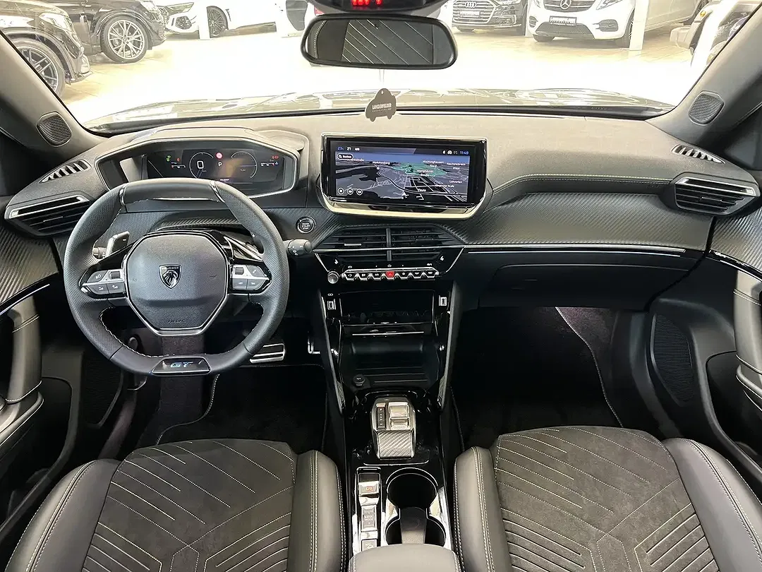 Peugeot 2008 - Thumbnail 10