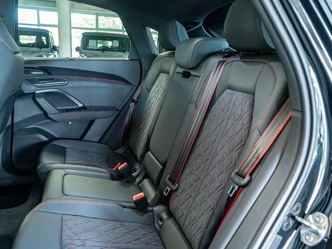 Audi Q5 - Thumbnail 14