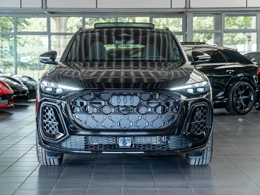 Audi Q5 - Thumbnail 3