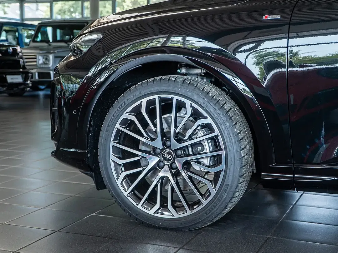 Audi Q5 - Thumbnail 5