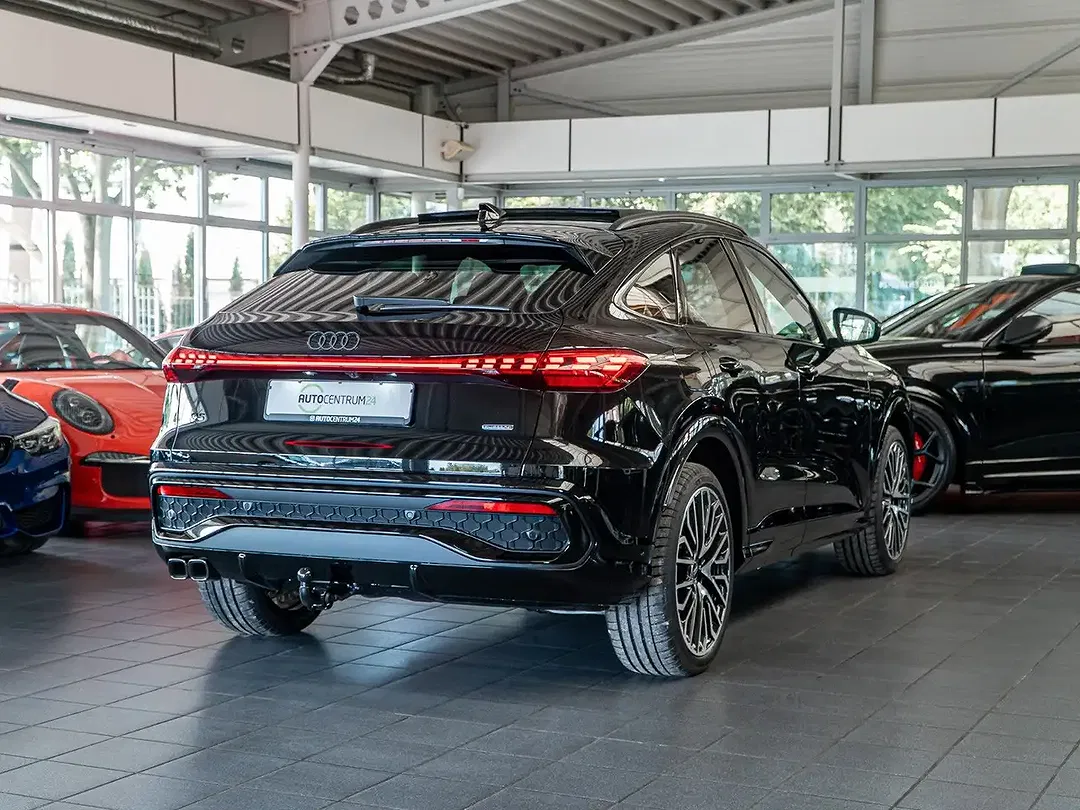Audi Q5 - Thumbnail 9