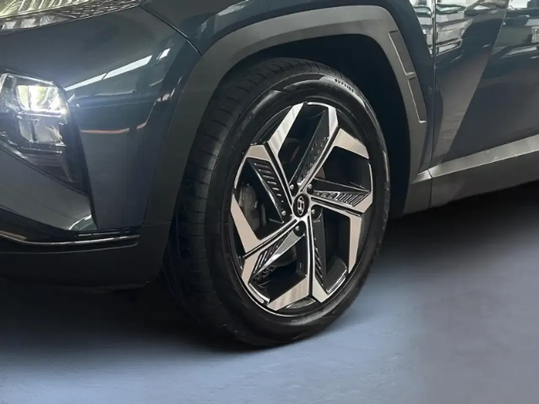 Hyundai TUCSON - Thumbnail 6