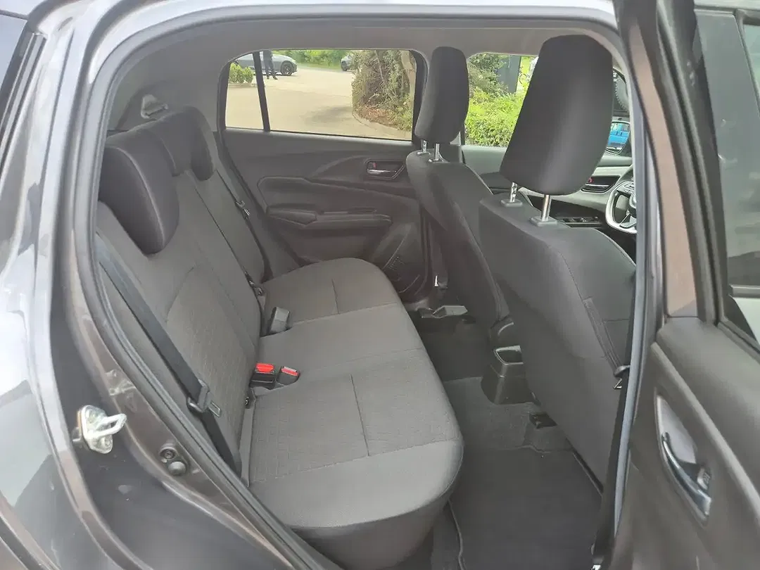 Suzuki Swift - Thumbnail 15