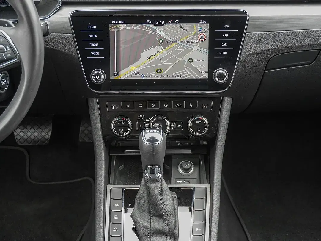 Skoda Superb - Thumbnail 12
