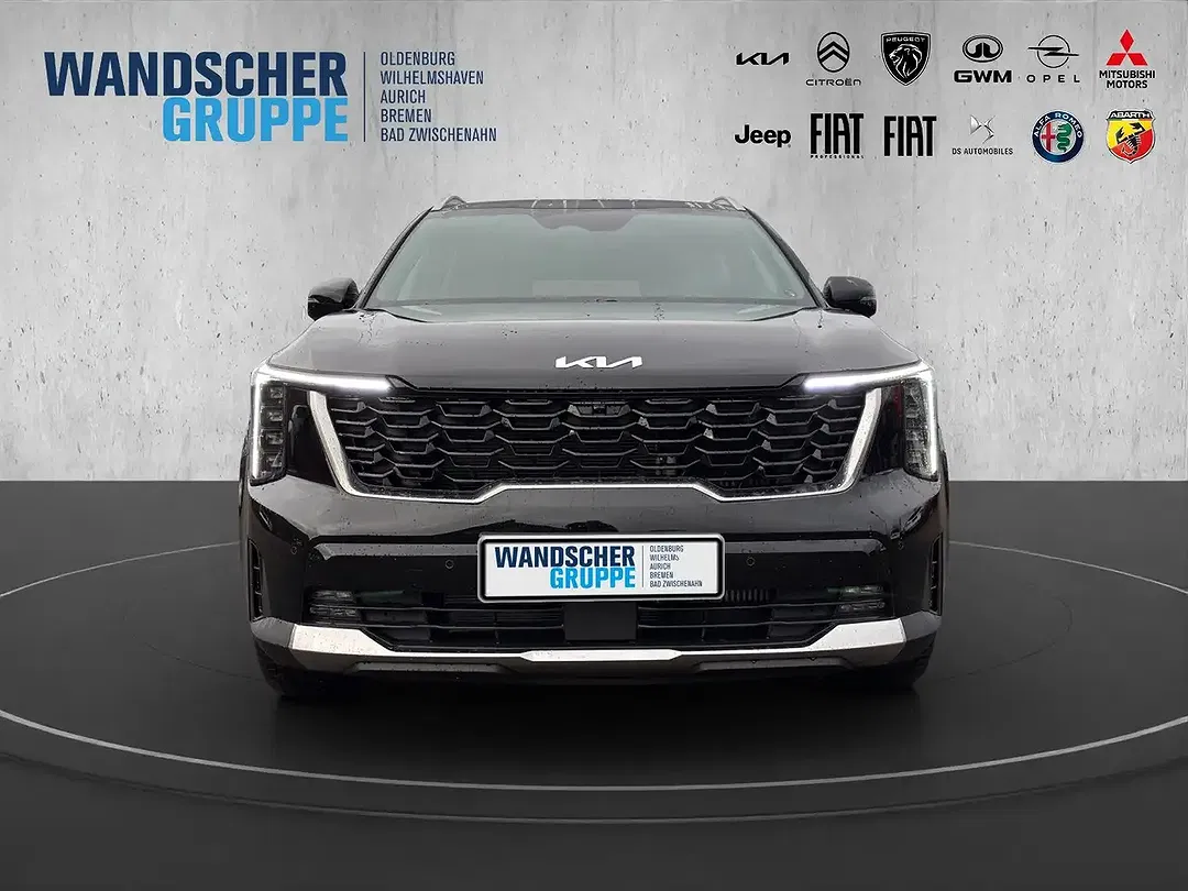 Kia Sorento - Thumbnail 2