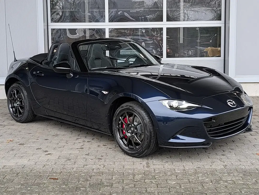 Mazda MX-5 - Thumbnail 3