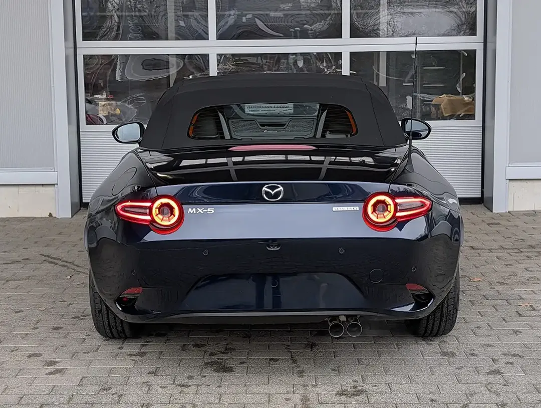 Mazda MX-5 - Thumbnail 5