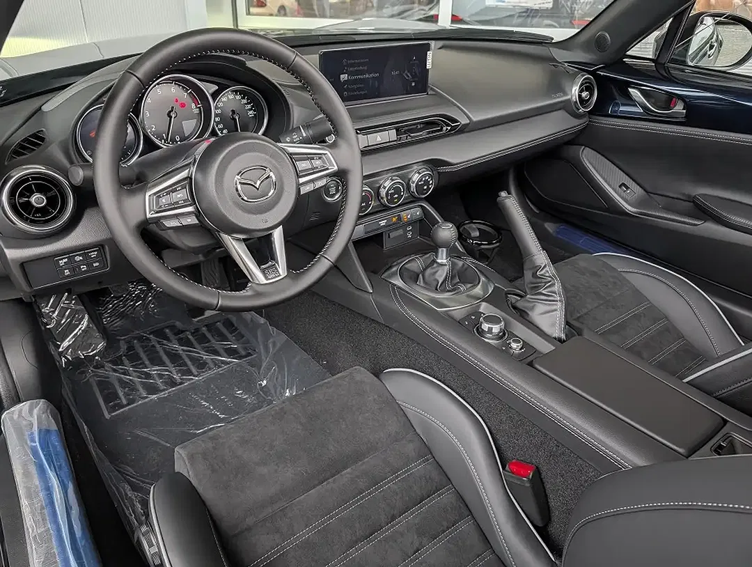 Mazda MX-5 - Thumbnail 8