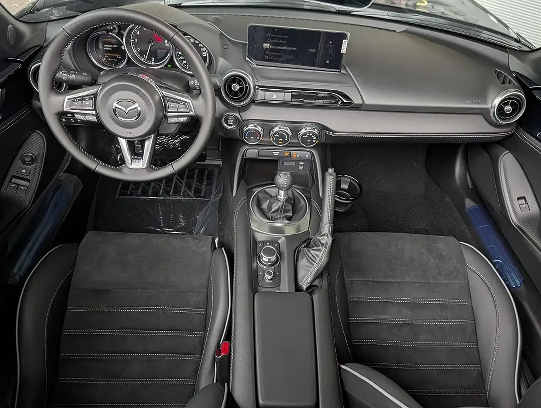 Mazda MX-5 - Thumbnail 9