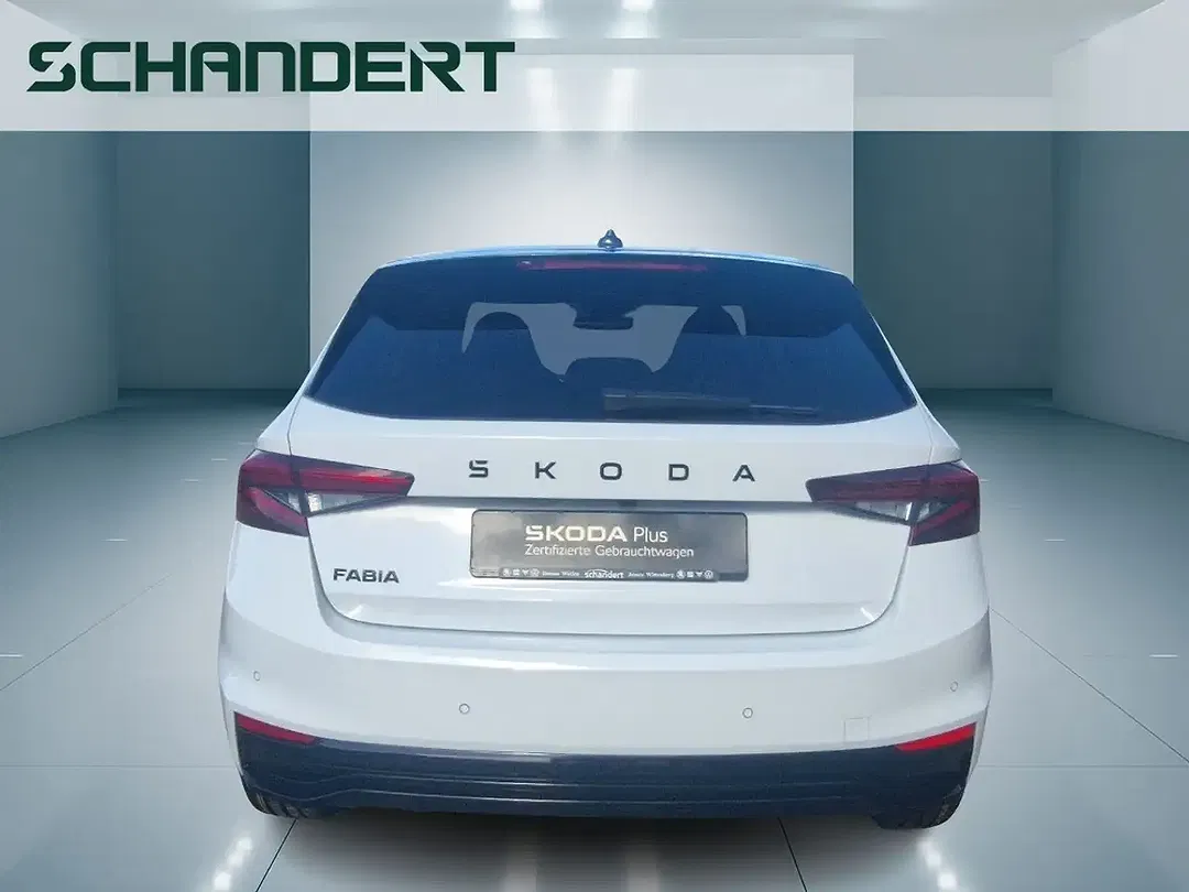 Skoda Fabia - Thumbnail 3