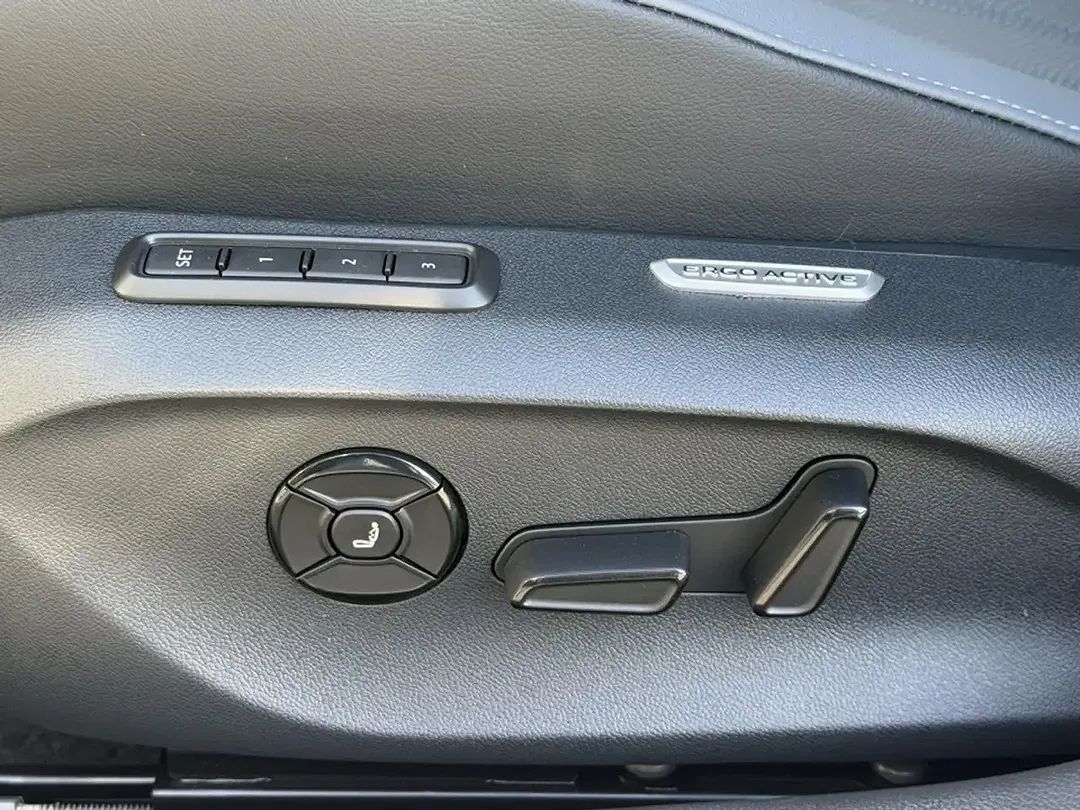 Volkswagen Passat Variant - Thumbnail 12