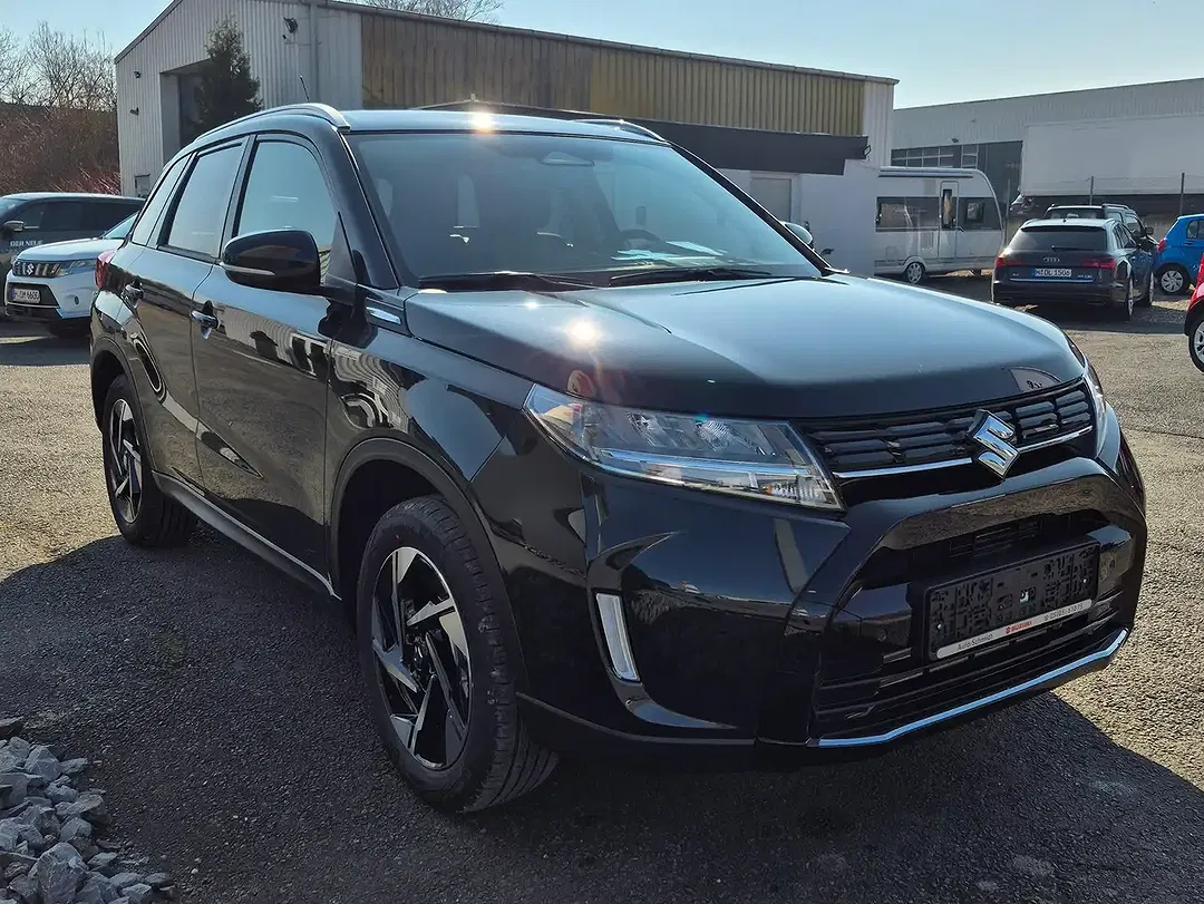 Suzuki Vitara - Thumbnail 6