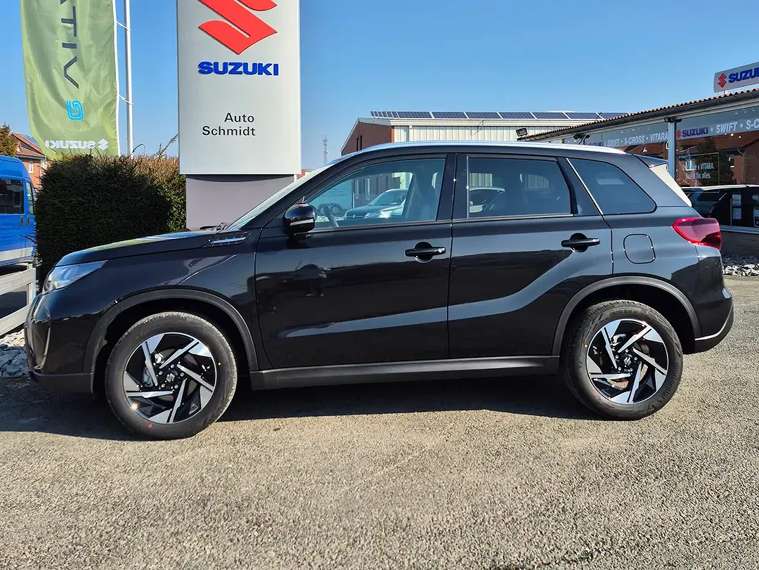 Suzuki Vitara - Thumbnail 8