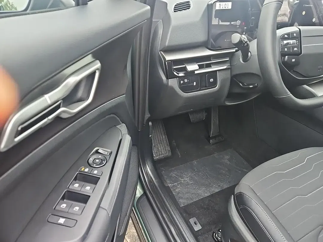 Kia Sportage - Thumbnail 12
