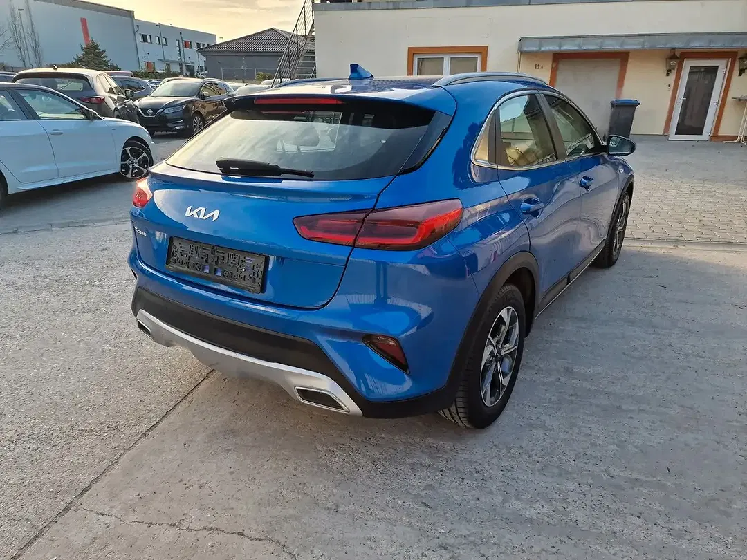 Kia XCeed - Thumbnail 8